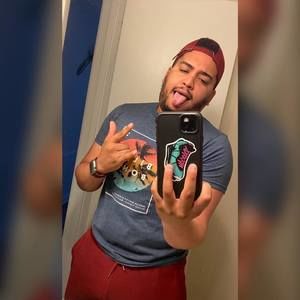 Meet your Posher, Javier